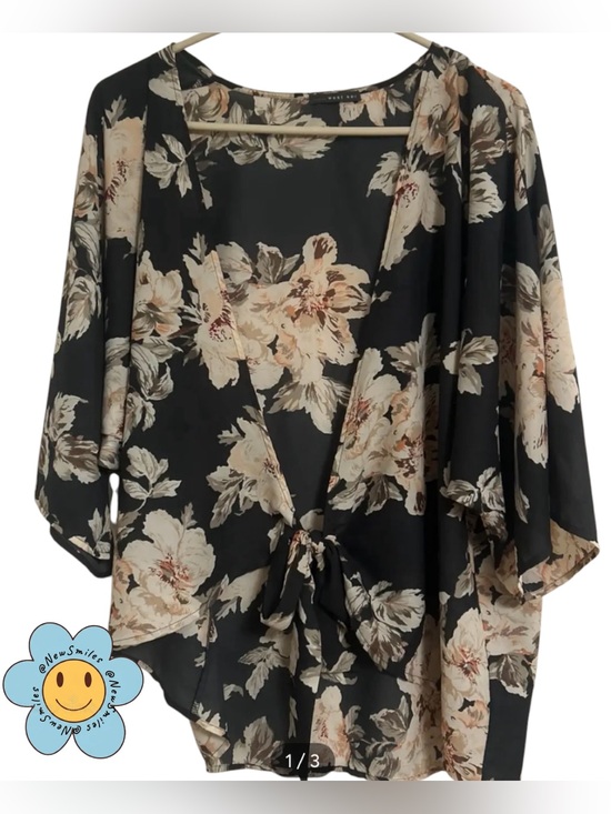 West Kei Tops - West Kei ~ Satin Kimono ~ Black base w/ Cream, Peach & Olive Flowers ~ Tie Front